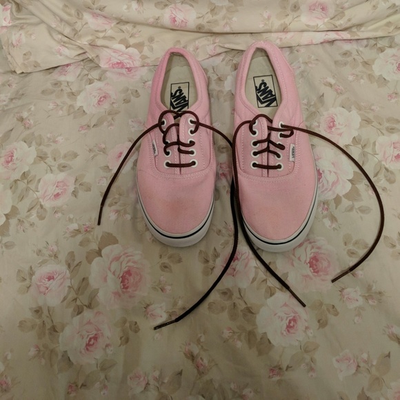 Vans Shoes - Vans classic